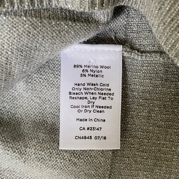 Talbots Merino Wool Turtleneck Sweater, Silver, Size M - Picture 5 of 6